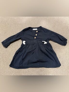 Girls Black Long-Sleeve Casual Dress with Button Detail